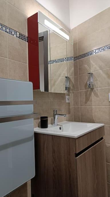 Appartement Confort Equipe Au Coeur De Béziers Exteriér fotografie