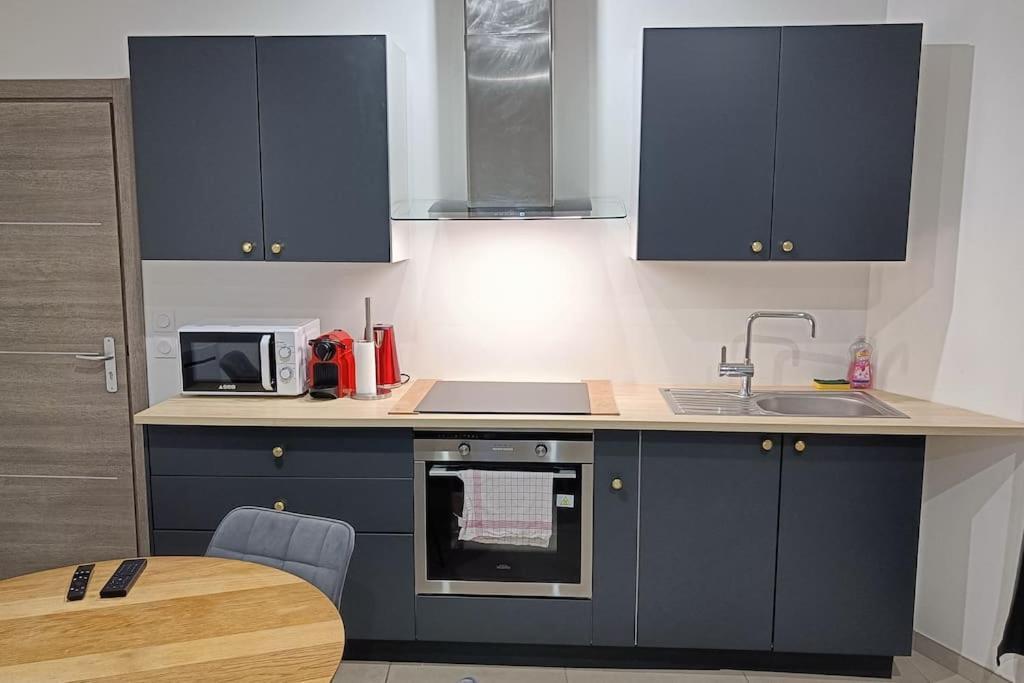 Appartement Confort Equipe Au Coeur De Béziers Exteriér fotografie